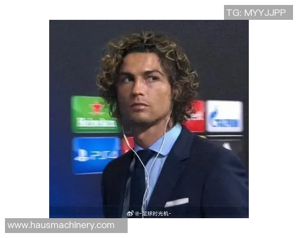 足球明星长发卷发风潮揭秘时尚与运动的完美结合